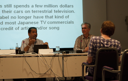 Archie giver gode råd til en indie-rocker på seminaret. Foto: Allan Henriksen.